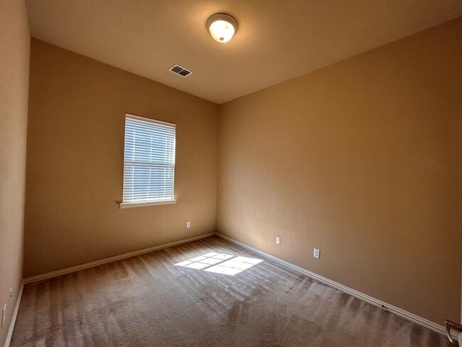 Building Photo - 6794 Calm Meadow Dr