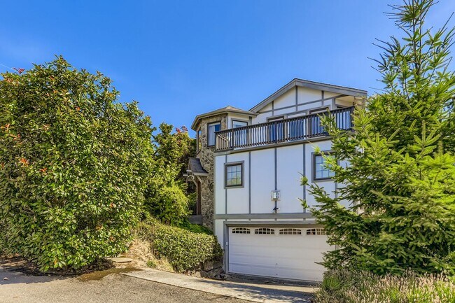 Building Photo - 4bd/3.25ba Kirkland house