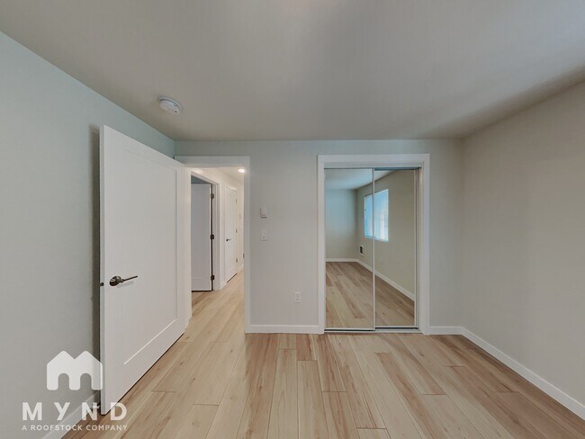 Building Photo - 4729 Delridge Wy SW