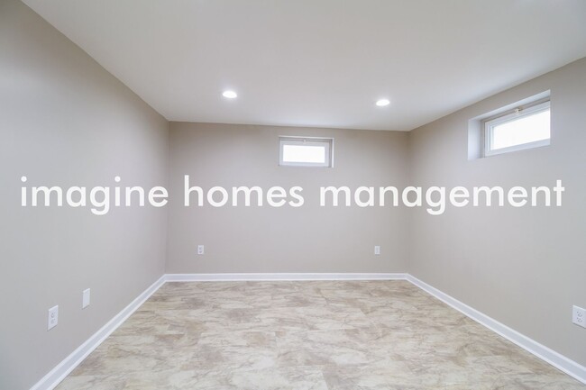 Building Photo - 3 Bedroom Ranch with Finished Basement in ...