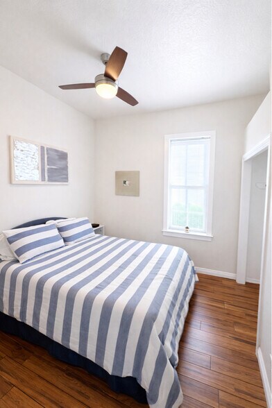 Building Photo - 722 Broadway Blvd SE