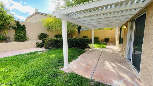 Building Photo - 10317 Forum Hills Pl