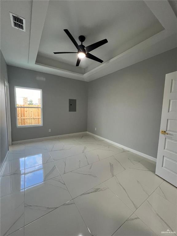 Building Photo - 14 Notre Dame Ave