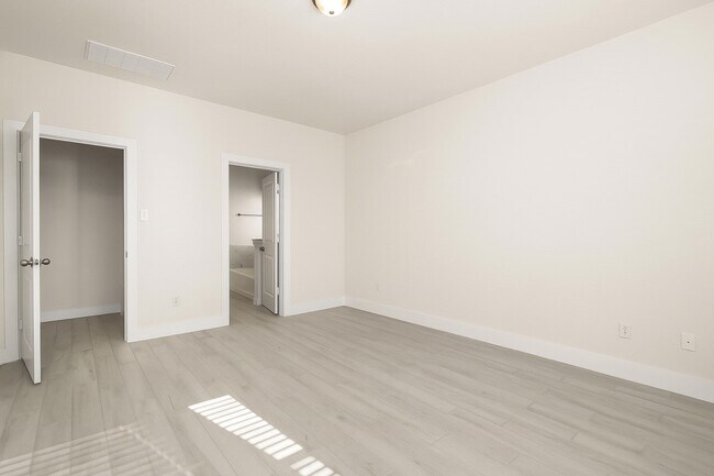 Building Photo - 2108 Eagle Nook Dr
