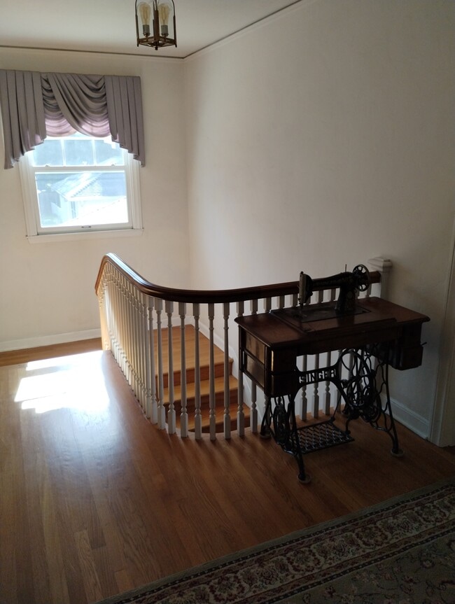 Building Photo - 1240 McKendrie St