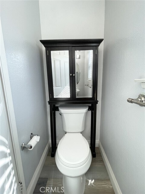 Building Photo - 15096 Fox Ridge Dr