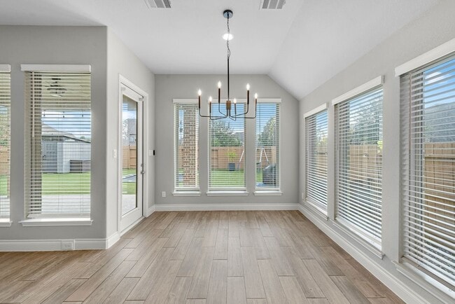 Building Photo - 4014 Emerson Cove Dr