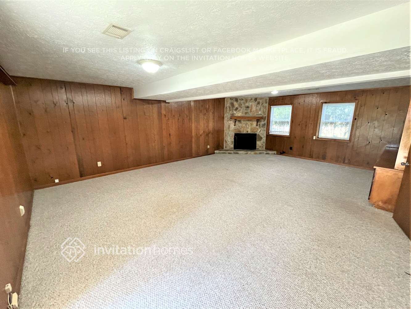 Building Photo - 9082 Green Pines Ct