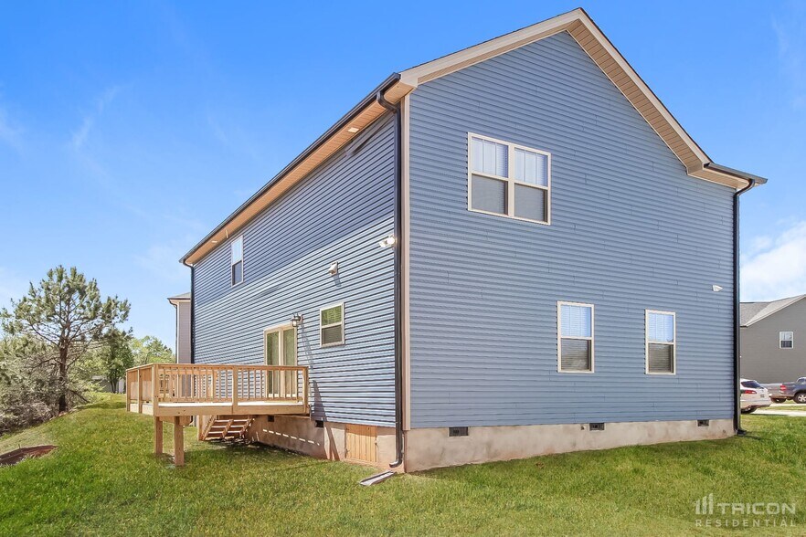 Building Photo - 109 Patagonia Rd