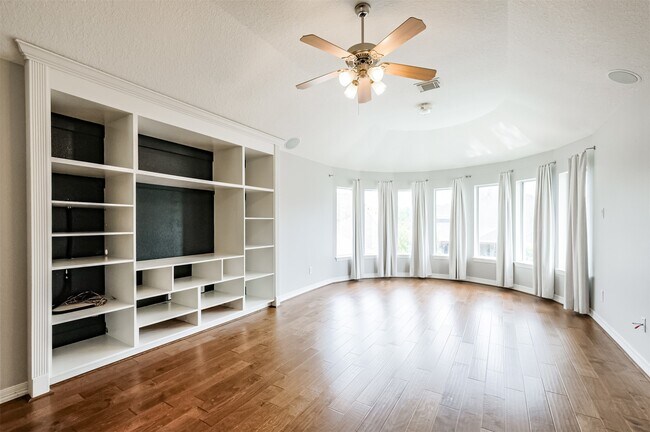 Building Photo - 22311 Baron Cove Ln