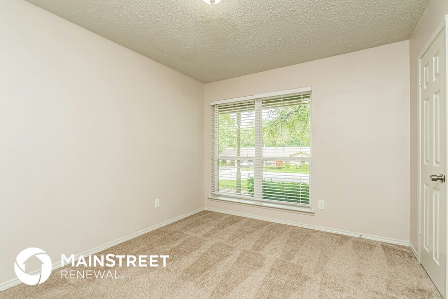 Building Photo - 332 Glenhaven Dr