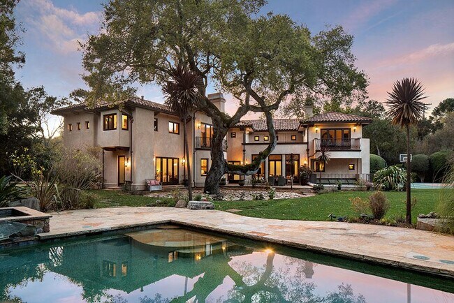 Primary Photo - 222 Greenoaks Dr