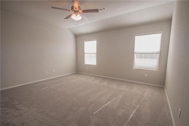 Building Photo - 1541 Scotland Dr