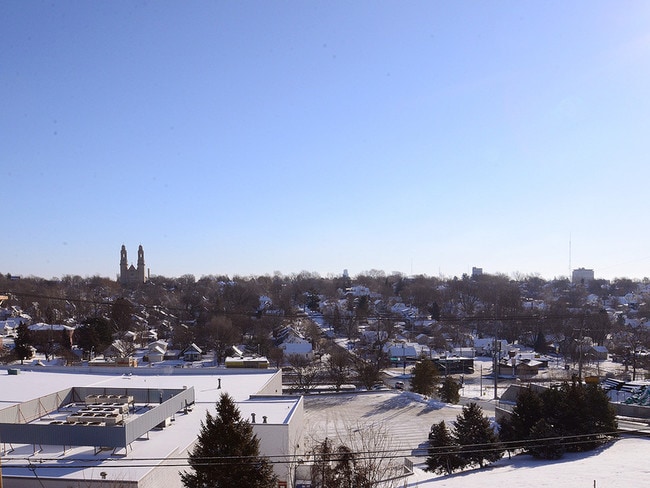 Building Photo - 612 N 46th St