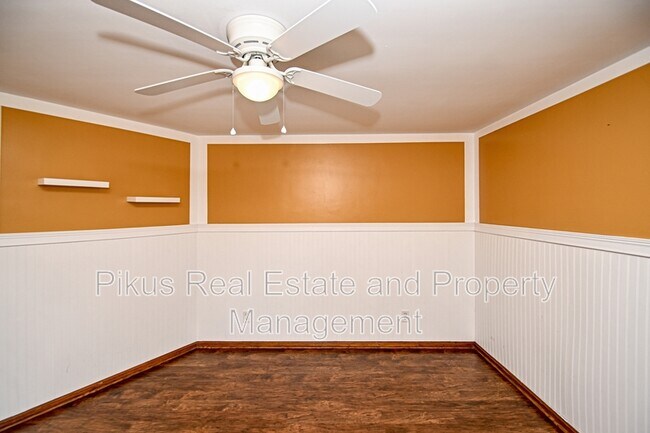 Building Photo - 1280 Linwood Ave SW