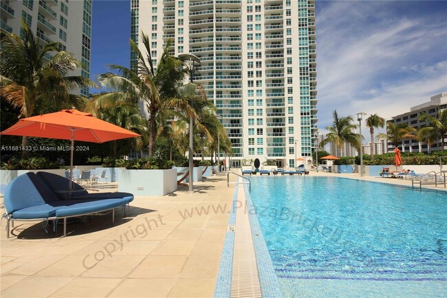 Building Photo - 950 Brickell Bay Dr