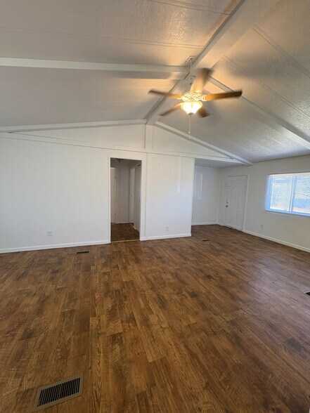 Building Photo - 200 Jenkins Rd