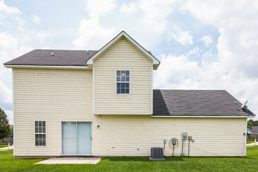 Building Photo - 4321 Windjammer Ct SW
