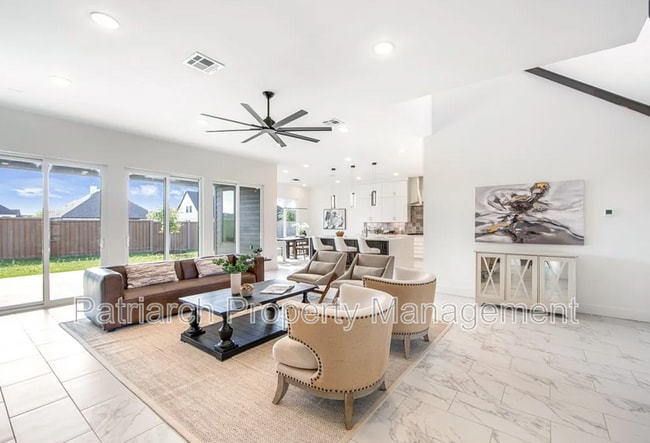 Building Photo - 4739 Legendary Dr