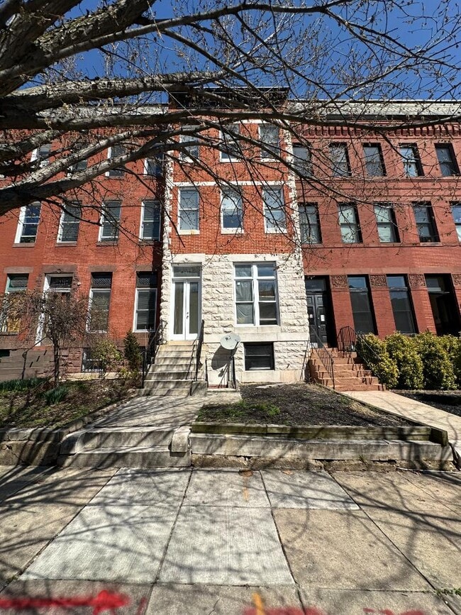 Building Photo - 2215 Eutaw Pl
