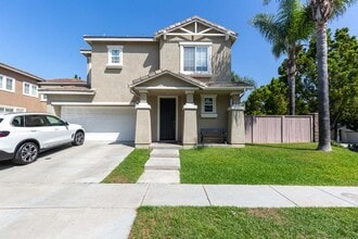 Building Photo - OTAY RANCH BEST KEPT SECRET ! STUNNING 4 B...
