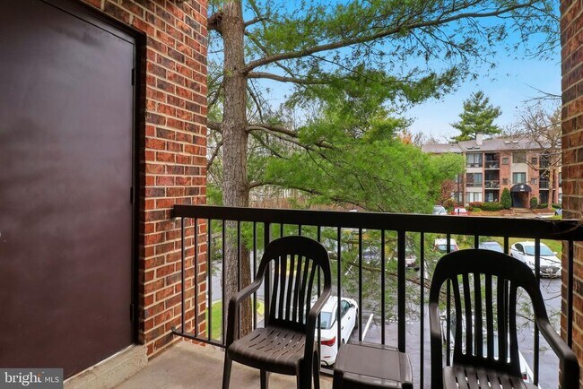 Building Photo - 13201 Chalet Pl