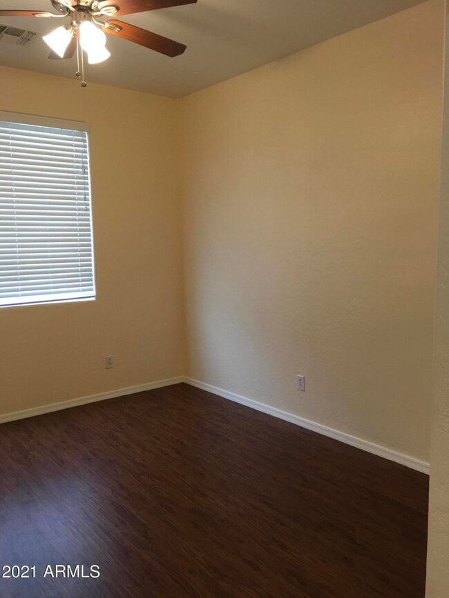 Building Photo - 2533 W Apollo Rd