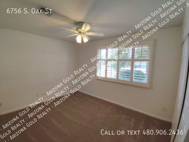 Building Photo - 6756 S Oak St