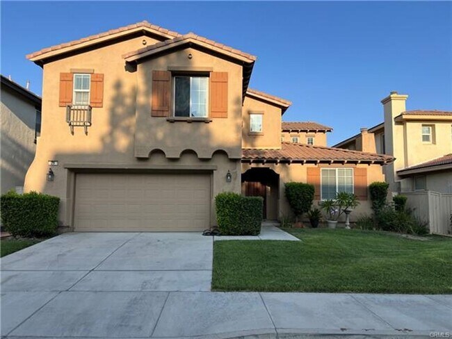 Primary Photo - Stunning Tuscany Hills Home