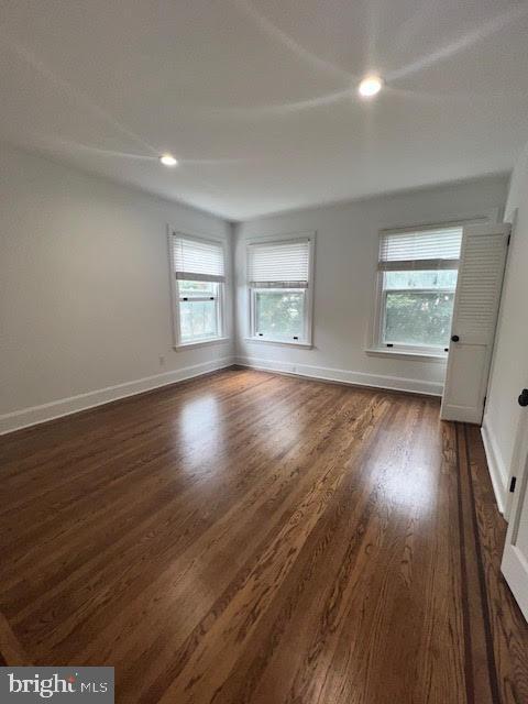 Building Photo - 537 S Walnut St