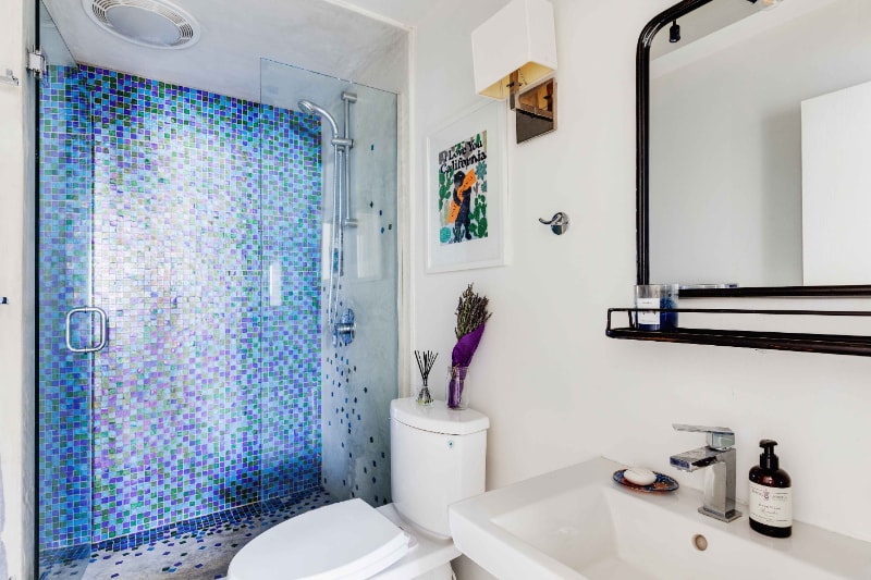 Building Photo - 100 S Venice Blvd