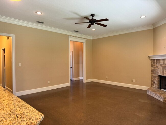 Building Photo - 7345 Flat Rock Ln
