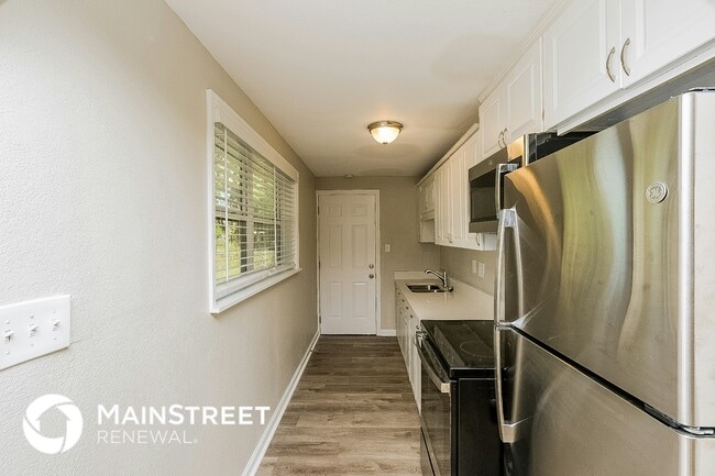 Building Photo - 3228 Clifford Sample Dr