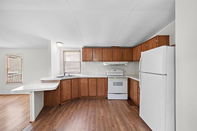 Building Photo - 14431 W Lee Shore Dr