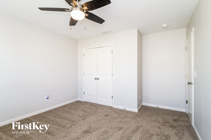 Building Photo - 455 Shady Grove Ct