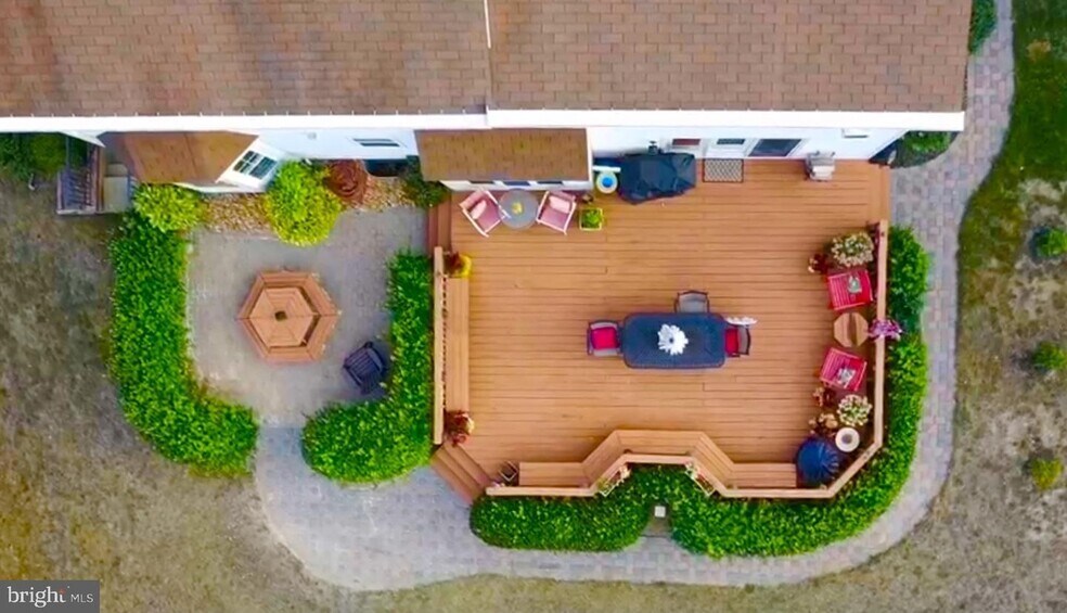 Building Photo - 1104 Red Harvest Rd