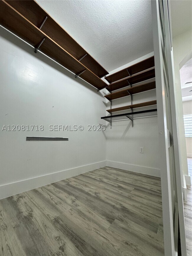 Building Photo - 15813 SW 140th St