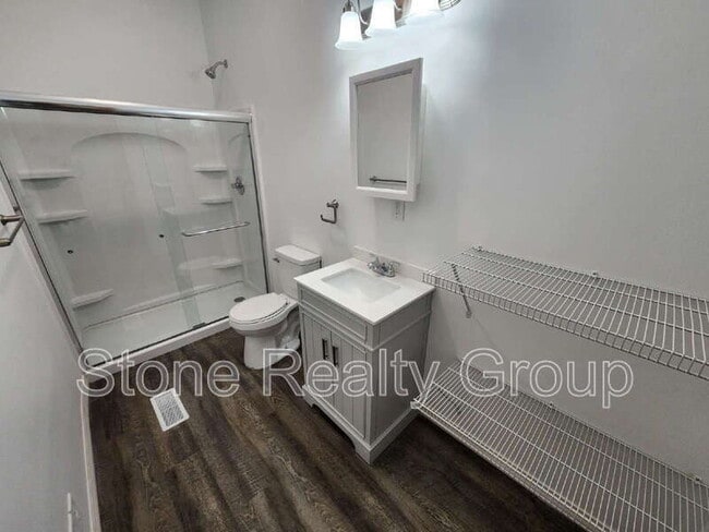 Building Photo - 2006 Wabash Ave