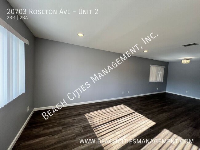 Building Photo - 20703 Roseton Ave