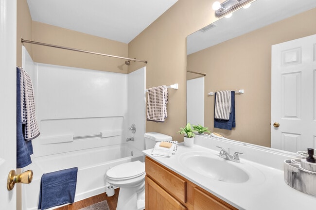 Building Photo - 4048 Boulder Ct