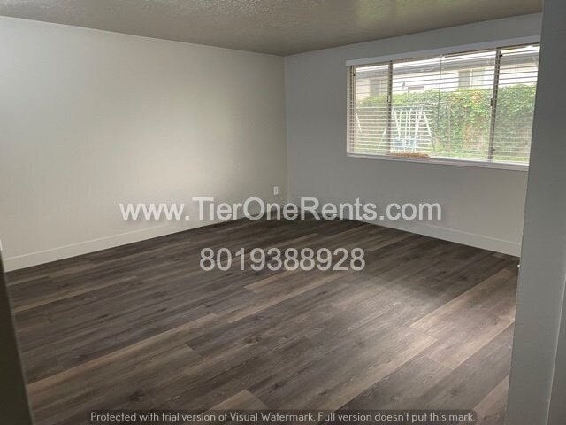 Building Photo - Limited-time offer: $500 off first months ...