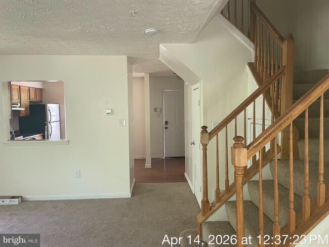 Building Photo - 7220 Mahogany Dr