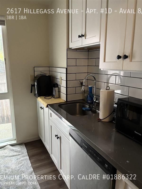 Building Photo - 2617 Hillegass Ave