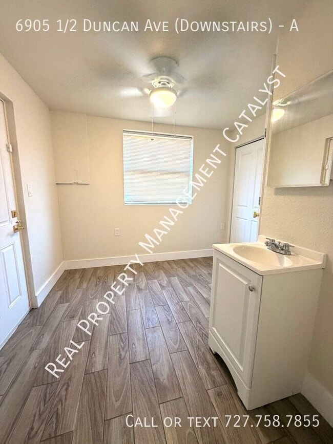 Building Photo - 6905 1/2 Duncan Ave (Downstairs)-A