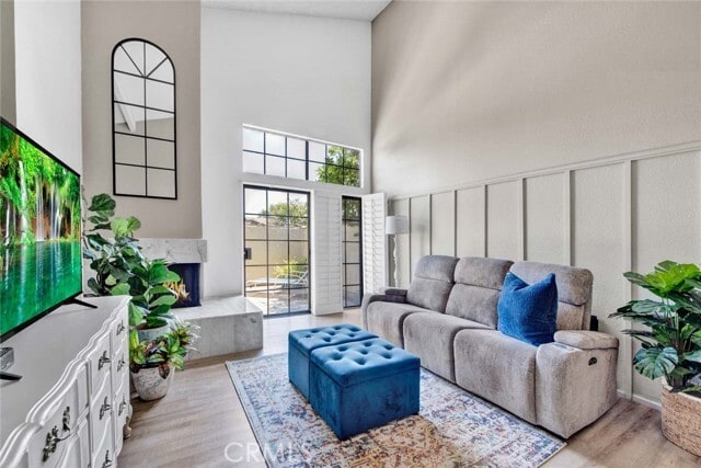 Building Photo - 14 Evening Breeze