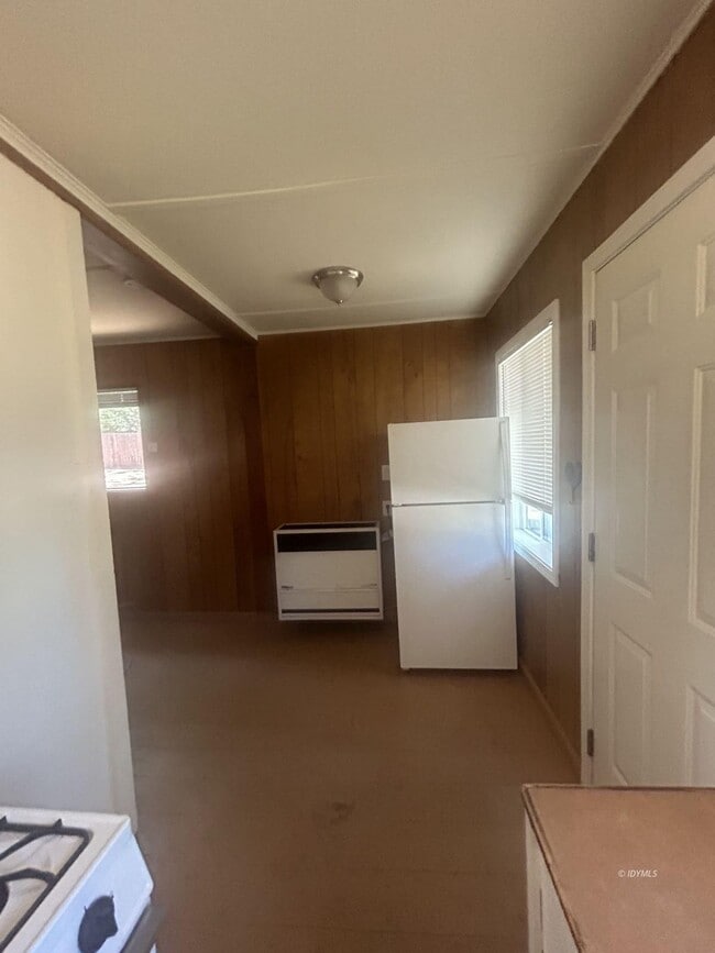 Building Photo - Cute Loft Bedroom Mountain Cabin