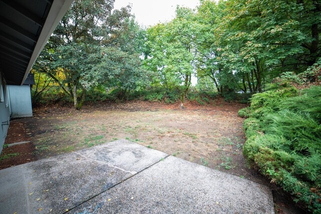 Building Photo - 3 Bedroom Home on Cul-De-Sac