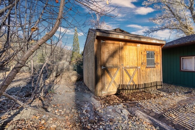 Building Photo - 16521 Mil Potrero Hwy