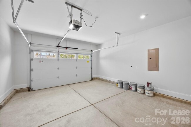 Building Photo - 1329 Condon St