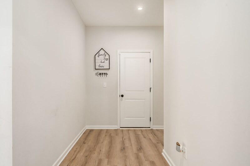 Building Photo - 968 Blackmore Dr